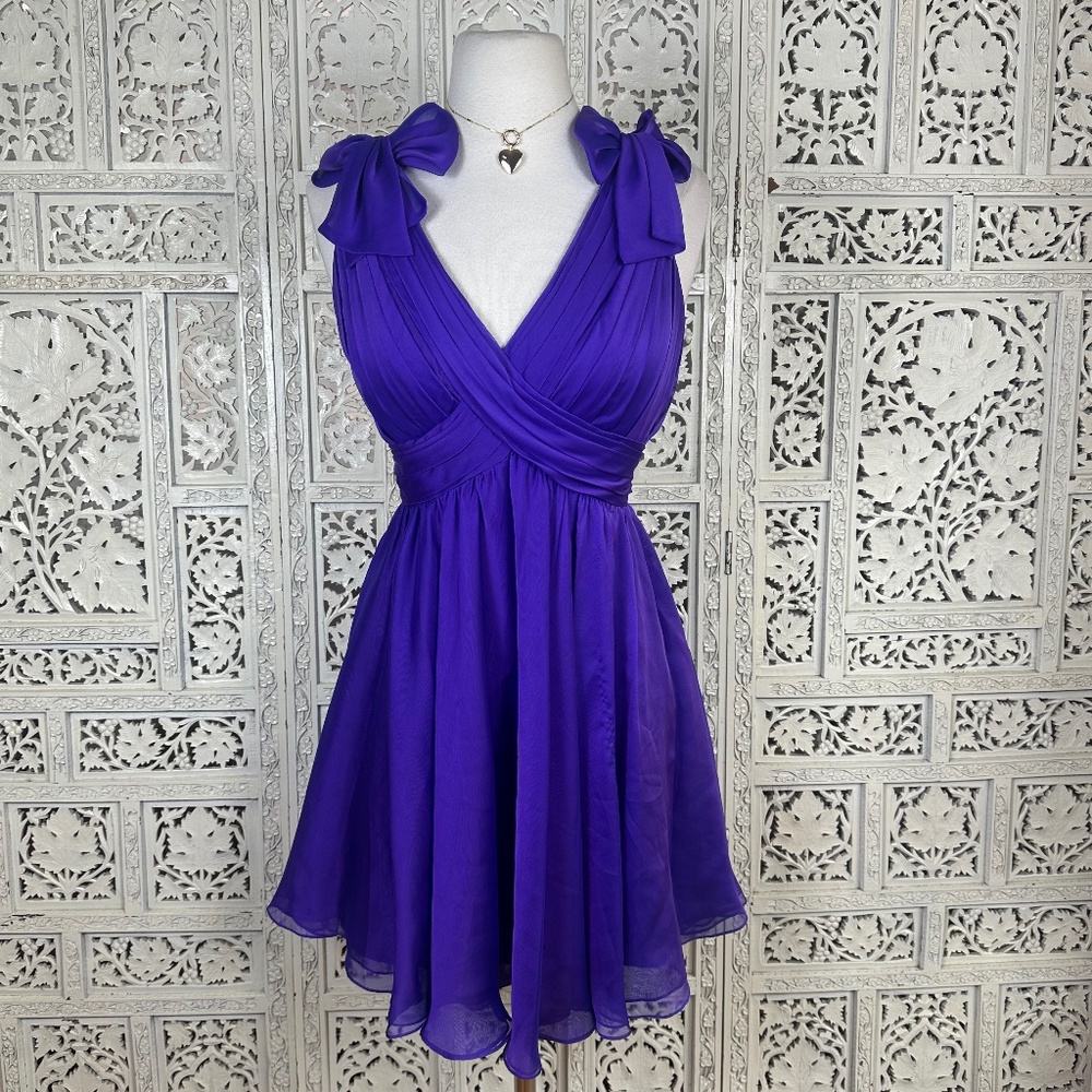 La Femme Purple Chiffon Flowy Bow V Neck Sleeveless Event Cocktail Dress Sz XS‎